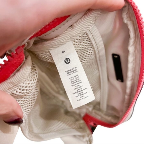 Lululemon Everywhere Belt Bag Dark Terracotta White Opal Crossbody Belt Bag - Picture 13 of 16
